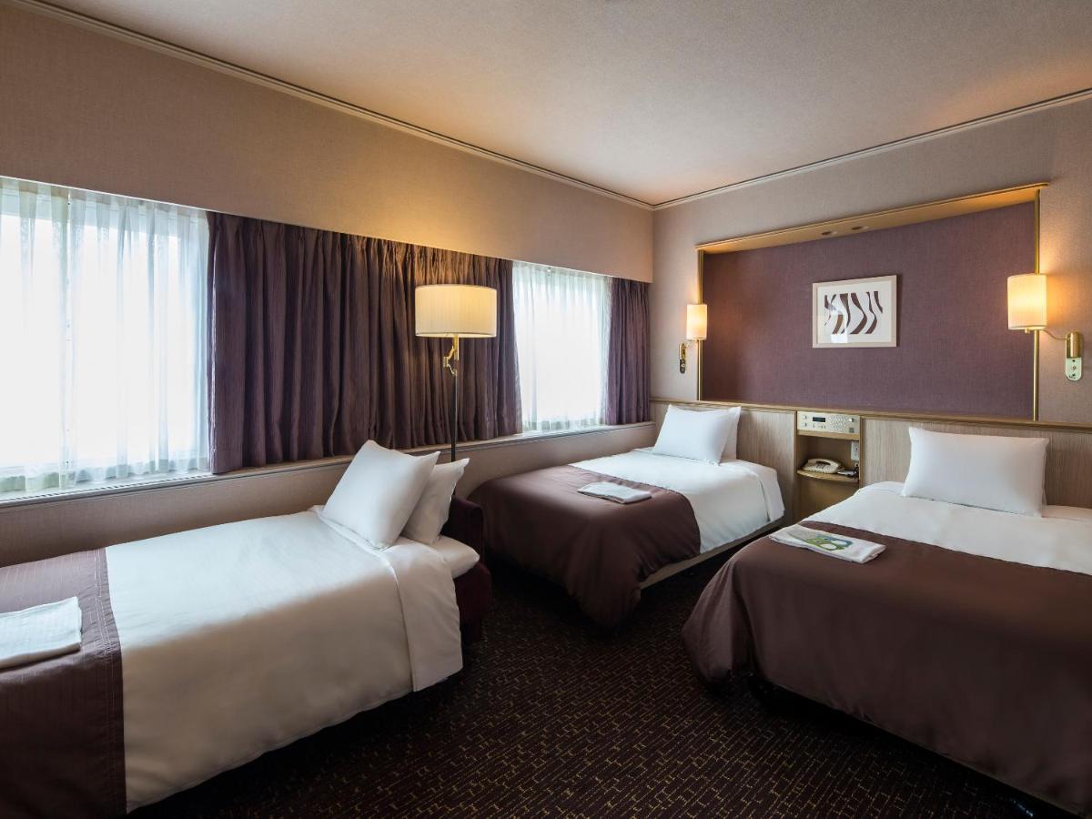 Hotel New Hankyu Osaka Exterior photo